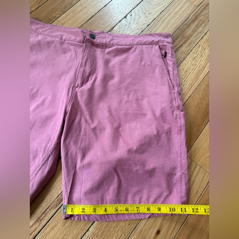 Johnnie-O Dawn 2 Dusk Hybrid Shorts Lightweight Pockets Malibu Red Men’s Size 38 - Picture 16 of 16